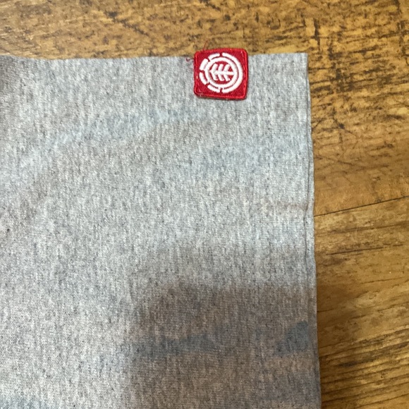 Element Verse T-Shirt in Gray - Picture 4 of 5